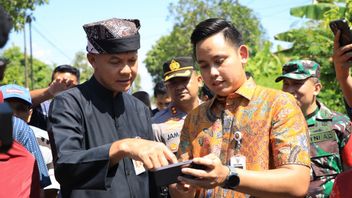 Ganjar Pranowo dan Bupati Dico Ganinduto Evaluasi Perbaikan Jalan di Kendal dan Rencanakan Pembangunan Akses Jalan Baru