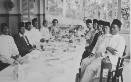 Meja Nyai dan Keberagaman dalam Hidangan Lebaran Orang Betawi