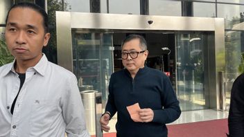 Harry Tanoesobjo's Brother Bungkam After Being Questioned By The KPK Regarding Allegations Of Rice Social Assistance Corruption