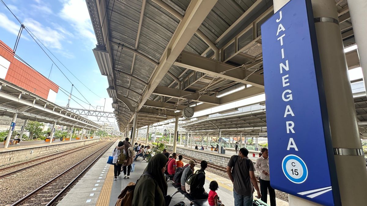 Demonstration At Monas, PT KAI Functions Jatinegara Station For Departure Of 6 Long-distance Trains