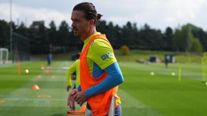 Grealish Akan Dipinjamkan ke Everton Selama Semusim