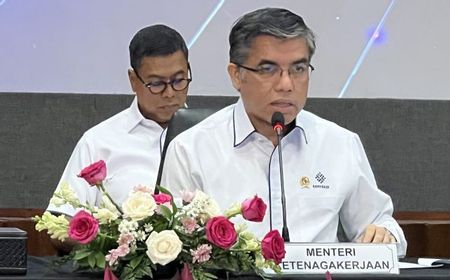 Menaker Yassierli: Pekerja Terkena PHK Diberi Stimulus JKP hingga Prakerja