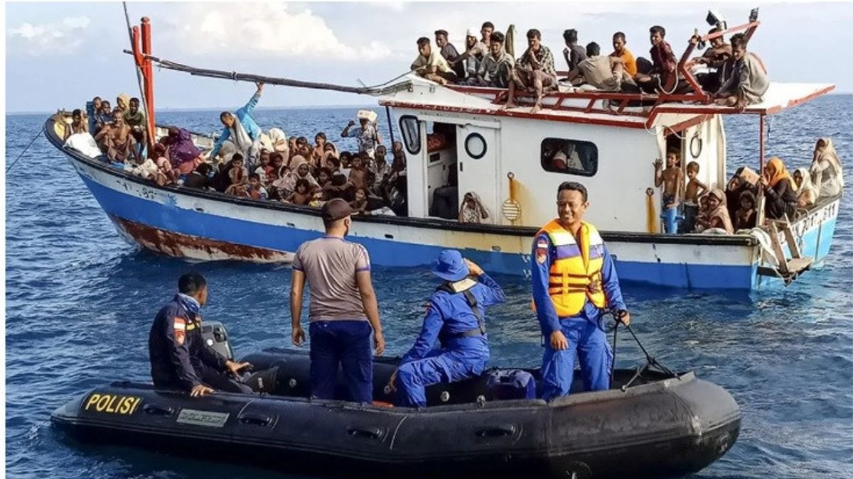 ロヒンギャ難民:インドネシア出身国で問題が発生