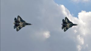 Produsen Jet Tempur Rusia Undang 'Pilot AS' dari <i>Top Gun: Maverick</i> Tom Cruise Mengenal Sukhoi Su-57