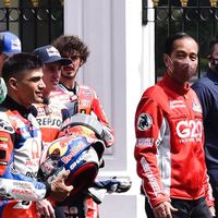 MotoGP赛车手在遇到佐科威时不戴口罩，宫殿解释原因