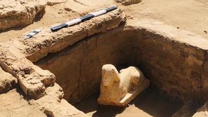 Arkeolog Ungkap Penemuan Patung Mirip Sphinx dan Kuil di Mesir, Diduga dari Era Romawi
