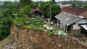 Bekasi Regency Government Prioritizes Handling Cipamingkis Bridge Landslides