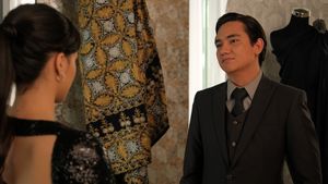 Adipati Dolken dan Mawar de Jongh Reuni dalam Film <i>What’s Up with Secretary Kim?</i>