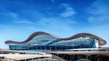アブダビ国際空港のターミナルAは11月に使用する準備ができています:年間4500万人の乗客にサービスを提供することを目標としています