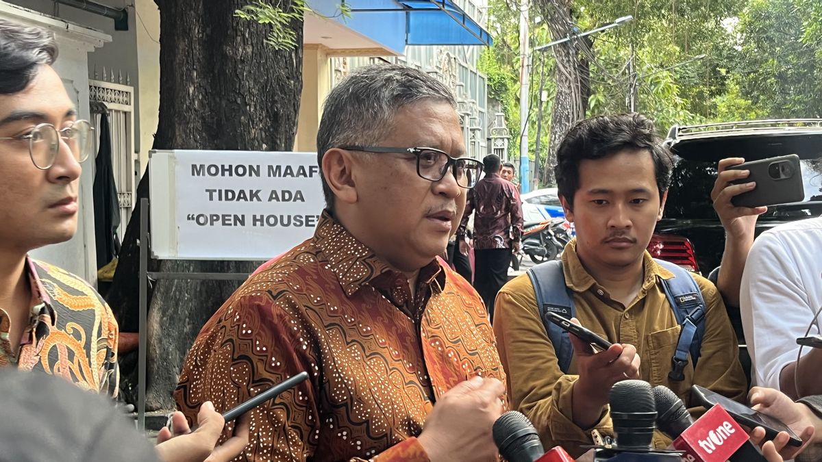 Hasto Bantah Rosan Roeslani Jadi Pembawa Pesan Prabowo Saat Temui Megawati: Murni Silaturahmi