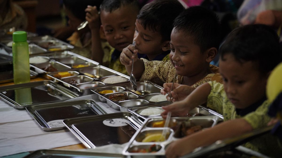 Haru di Bogor, Program Gizi Gratis Prabowo Bantu Anak ABK Makan Lahap