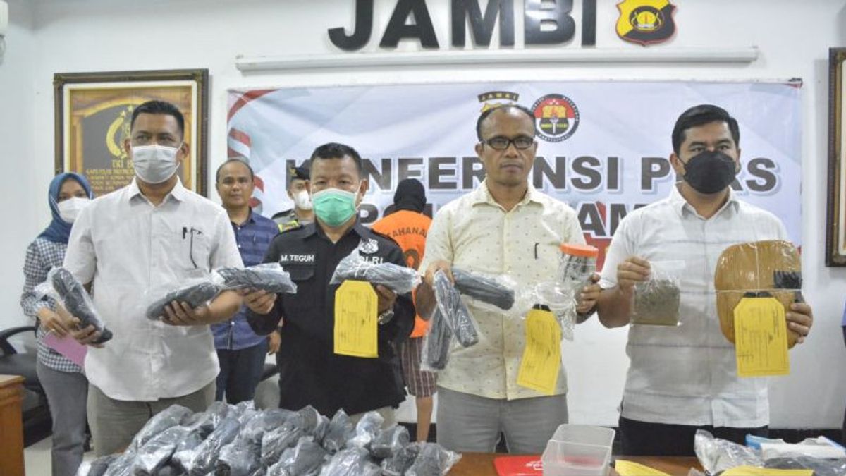 A Student In Jambi Who Became A 4.8 Kg Of Ganja Arrested, It Turned Out That His Brother Was Told With A Wage Of Rp. 20 Thousand