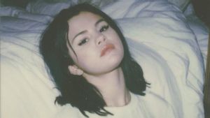 Refleksi Kehidupan Selena Gomez dalam Album <i>Rare</i>