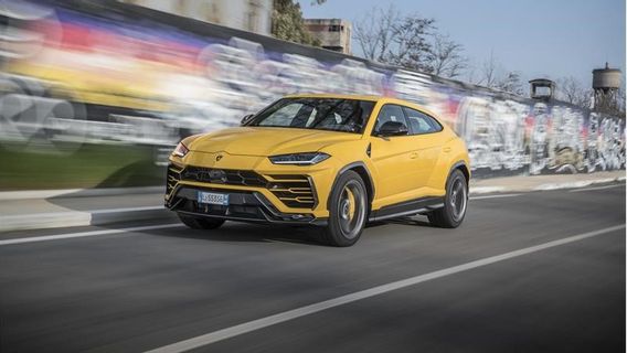 Lamborghini Siapkan Urus Versi PHEV, 2029 akan Sepenuhnya Elektrik