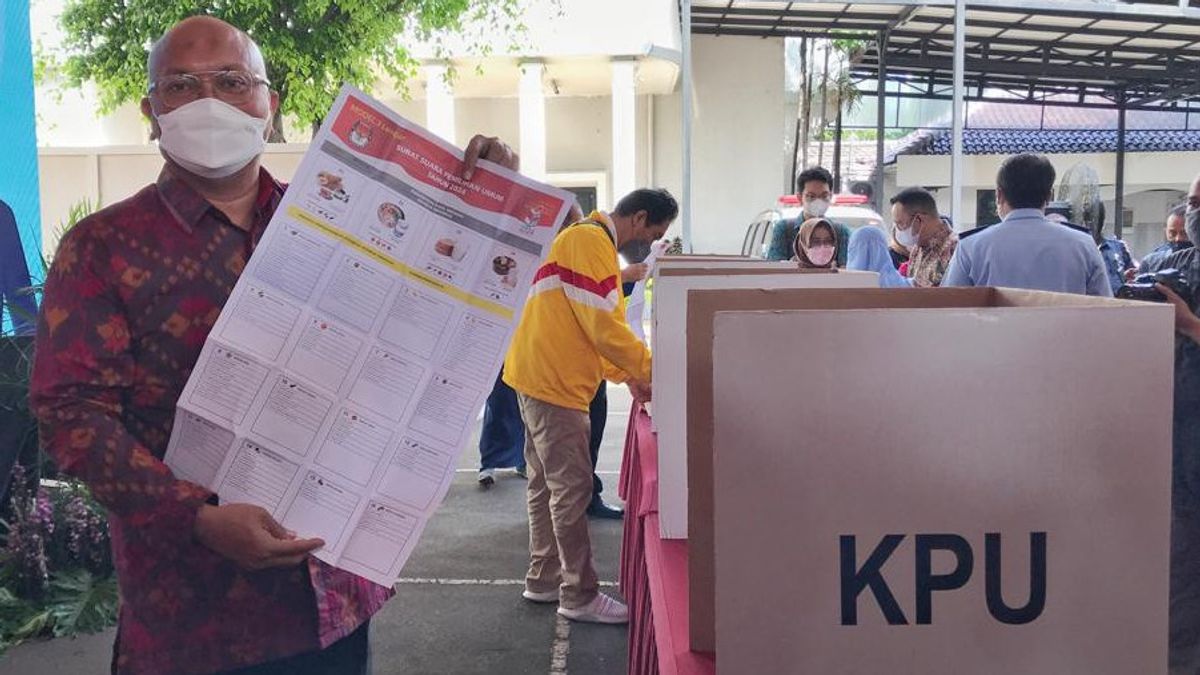 KPUはすでに開票シミュレーションを実施しているが、延期された選挙にまだ問題があるのはおかしい