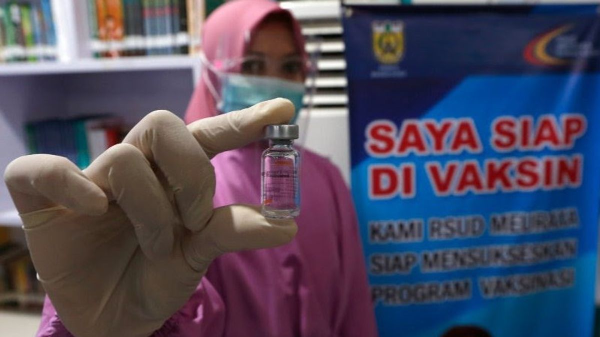 Les Canulars Sur Les Médias Sociaux Deviennent Des Obstacles à La Vaccination Des Agents De Santé à Pidie Aceh