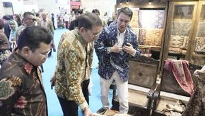 Menbud Fadli Zon Hadiri INACRAFT 2025, Dorong Hilirisasi Budaya untuk UMKM