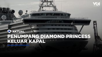 Evakuasi Penumpang Kapal Pesiar Diamond Princess