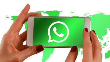 UK Reviewing Messaging App Security For Officials