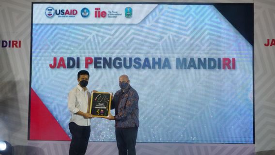 Berikan Dana Awal Rp1,5 Miliar, Program USAID JAPRI Bantu Disabilitas, Anak Muda, dan Perempuan untuk Kembangkan Usaha