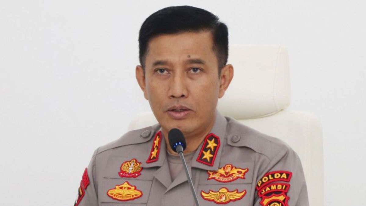 Emergency Landing Helicopter, Headquarters Called The Jambi Police Chief Rusdi Lihat