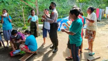 The Story Of Touching Bripka Nasrul Ikhwan Wakes Up Sleeping Land For NTT-Timor Leste Border Residents, Now Can Harvest Cuan
