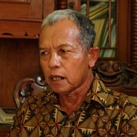 Tak Tahu Ada Pengejaran Teroris, Pak Sariman Sempat Mengira Pagar Rumahnya Ditabrak Pemabuk