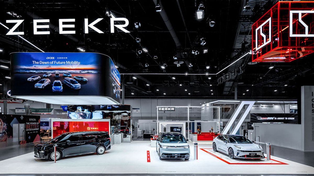 CES 2025イベントでのスマートテクノロジーを展示する Zeekr、最新の電気自動車モデルに登場します