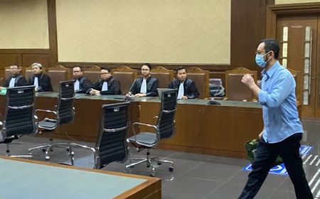 Eks Kepala Bea Cukai Makassar Andhi Pramono Divonis 10 Tahun Penjara