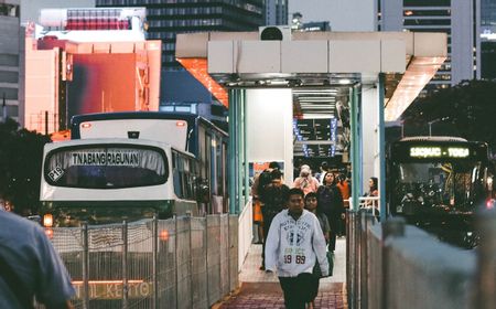 Viral Remaja SCBD Joget 'Panas' di Tempat Publik, Wagub DKI: Kami Minta Jaga Etika