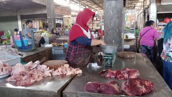 Di Mataram, Temuan Wabah PMK Belum Pengaruhi Harga Daging Sapi