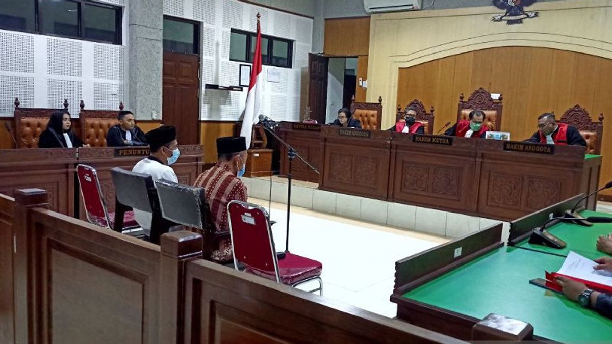 2 Terdakwa Korupsi BPR Lombok Tengah Dituntut 2 Tahun 6 Bulan