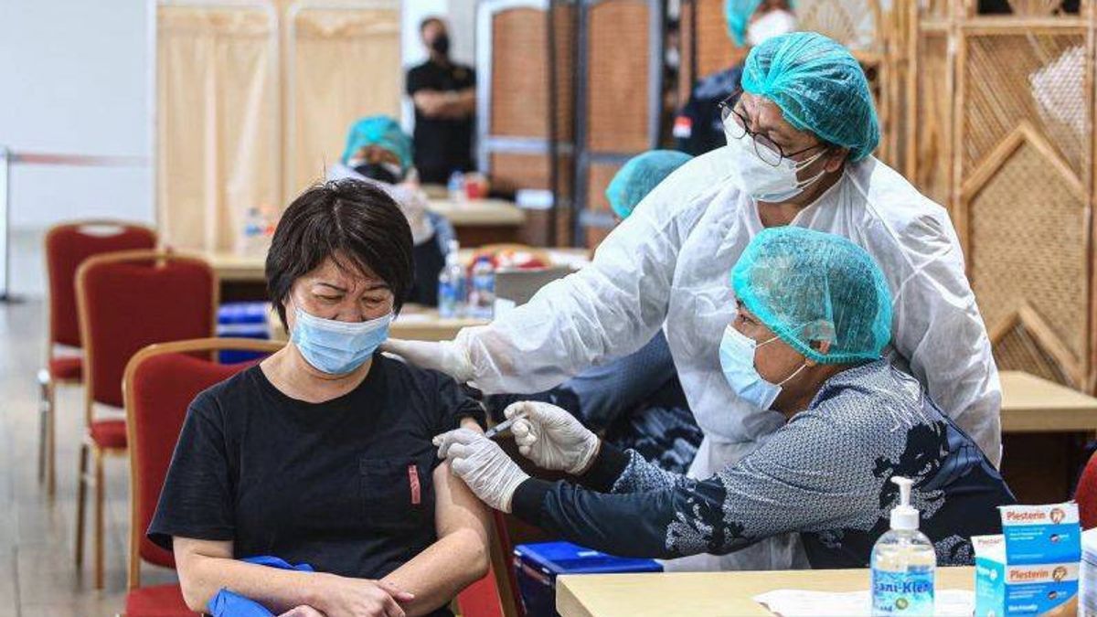 Jumlah Penerima Vaksin Booster di Indonesia, Satgas: 21,7 Juta Warga Disuntik 