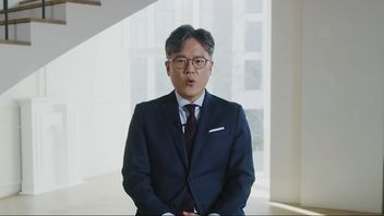 CFO Of SM Entertainment Response To HYBE Acquisition: Like Backing In The Past