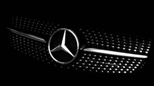 Beradaptasi dengan Zaman, Mercedes Benz Adakan Program Pelatihan EV untuk Semua Karyawan