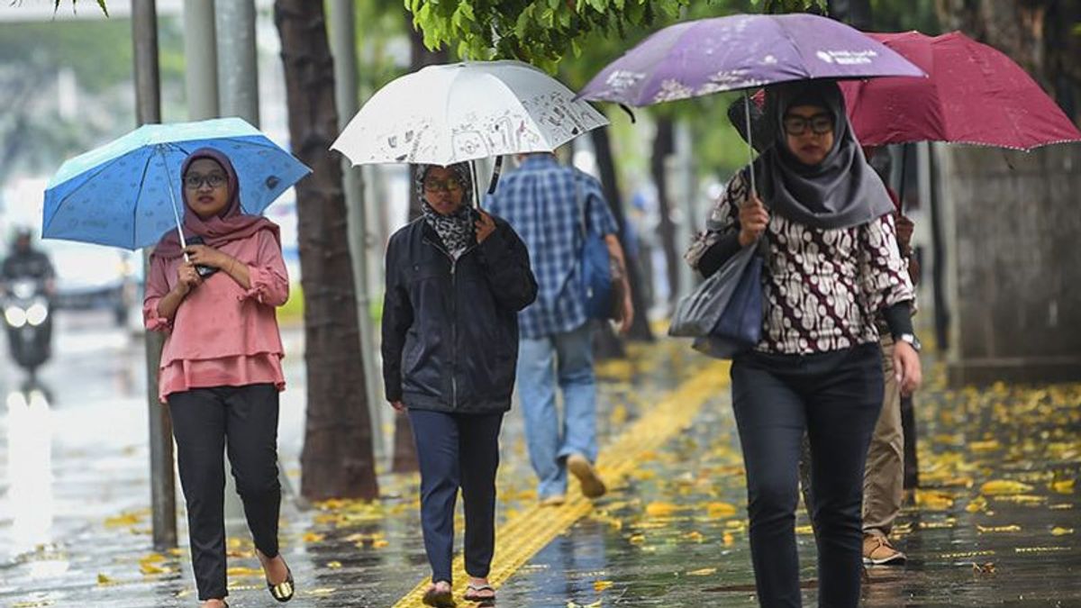 Météo lundi 9 septembre, certaines zones de Jabodetabek ont faiblement pluie.