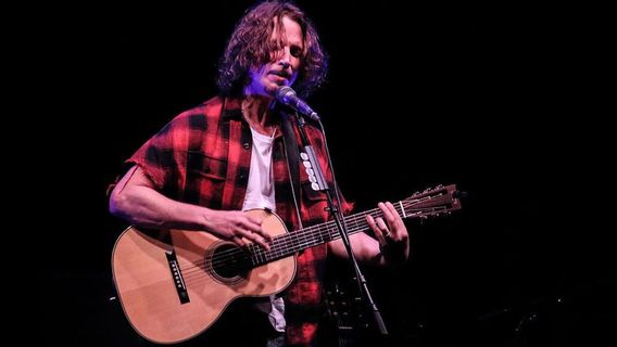 Chris Cornell Cover Of Guns N 'Roses Song, Patience Released On His Birthday