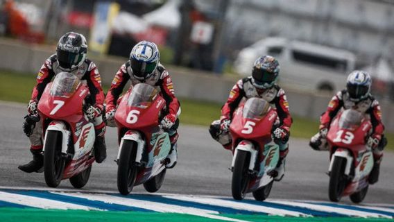 Juara Race 2 ATC Veda Ega Saksikan Indonesia Raya Membahana di Buriram Thailand