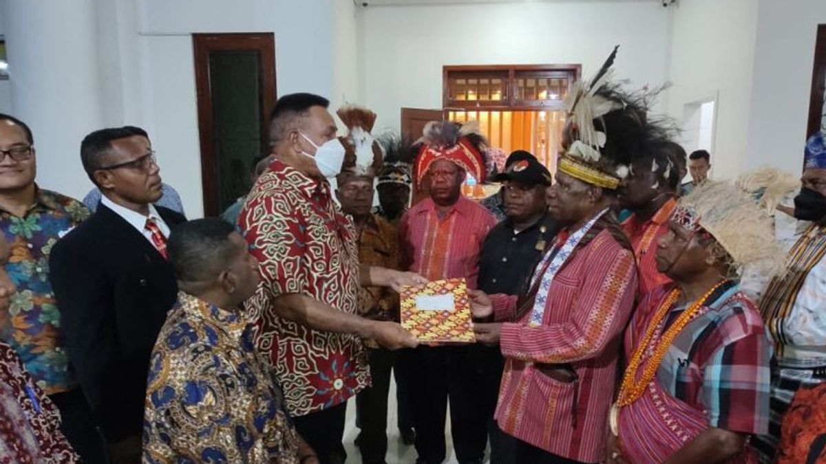 Acting Governor Of West Papua Paulus Waterpauw Accepts Aspirations For The Establishment Of A New South West Papua