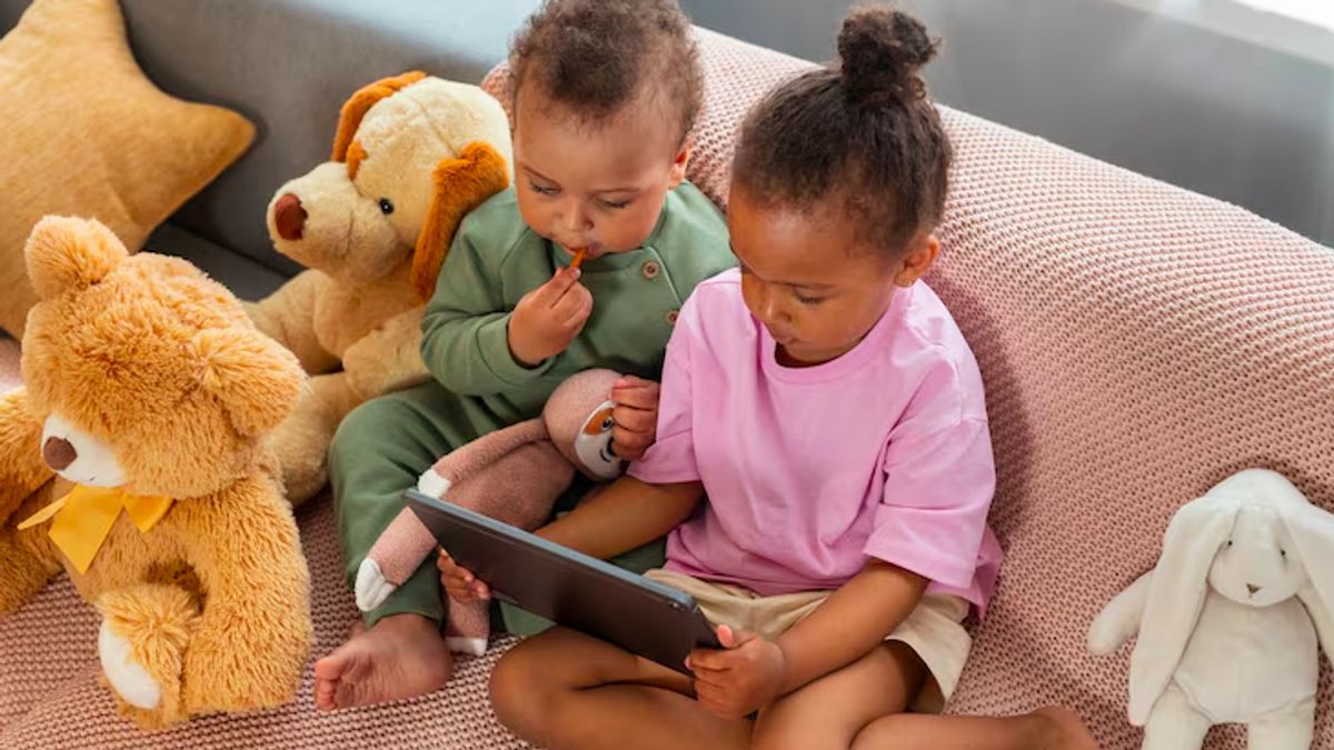 Literasi Digital Orang Tua dan Guru Ampuh Cegah Anak Ketergantungan AI