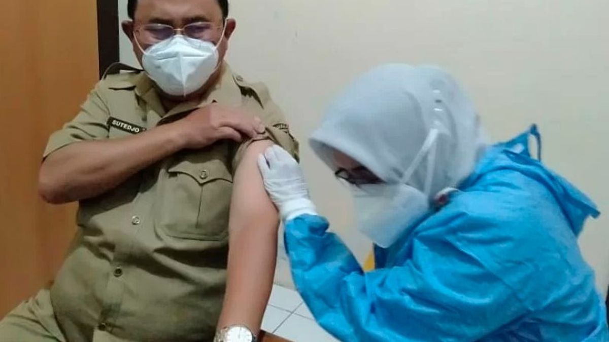 Berita Kulon Progo: Bupati Kulon Progo Mengimbau Masyarakat Memanfaatkan Vaksinasi Penguat