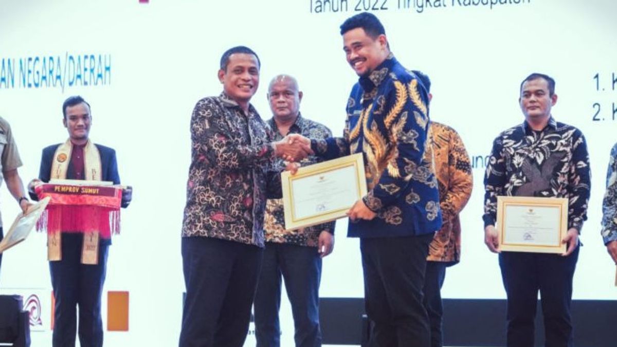 The Mayor Of Medan Received The KPK Award Because The Highest Ordered PSU