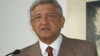 Bela Trump, Présidente Mexicaine Obrador: Facebook Sape La Démocratie