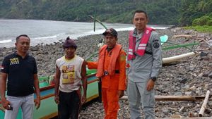 Tim SAR Temukan Kapal Nelayan yang Mati Mesin di Tengah Laut Siau Tagulandang Sulut