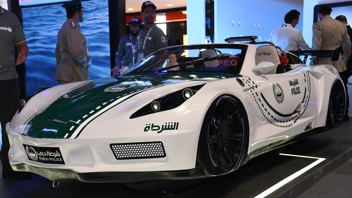 Dubai Police Show High-Technological Water Patrol Vehicles At GITEX Global 2023