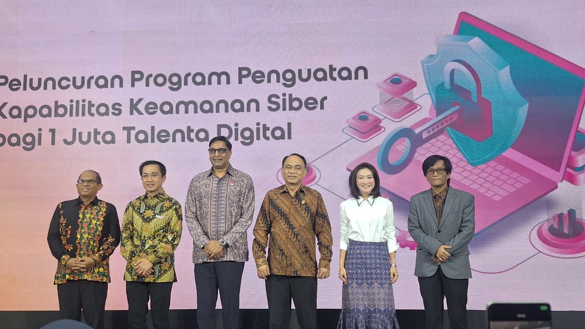 提供培训,Indosat和Kominfo模块,目标是在5年内达到100万数字人才