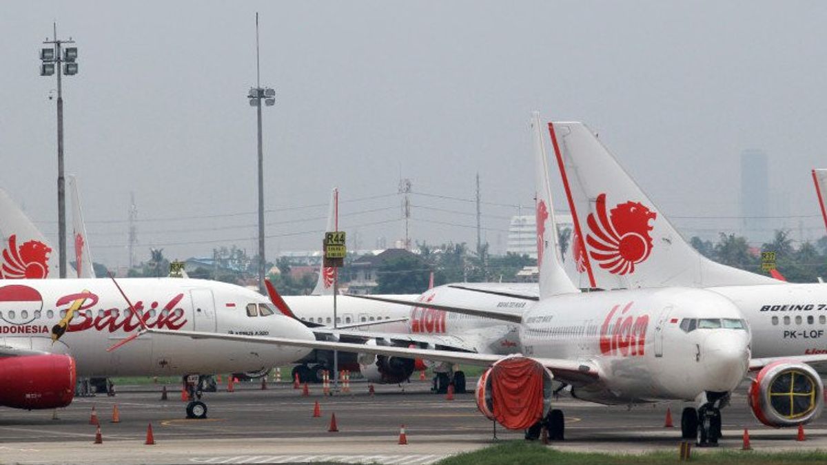 Lion Air Airline和Super Air Jet的好消息由Rusdi Kirana集团拥有，他们为职业和高中毕业生开放了职位空缺