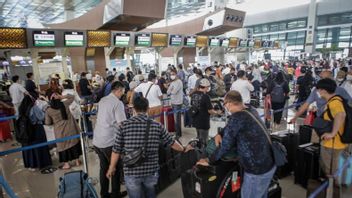 2022年の新年を前に、バリのIグラライ空港の乗客は増加:1日あたり約10,000人