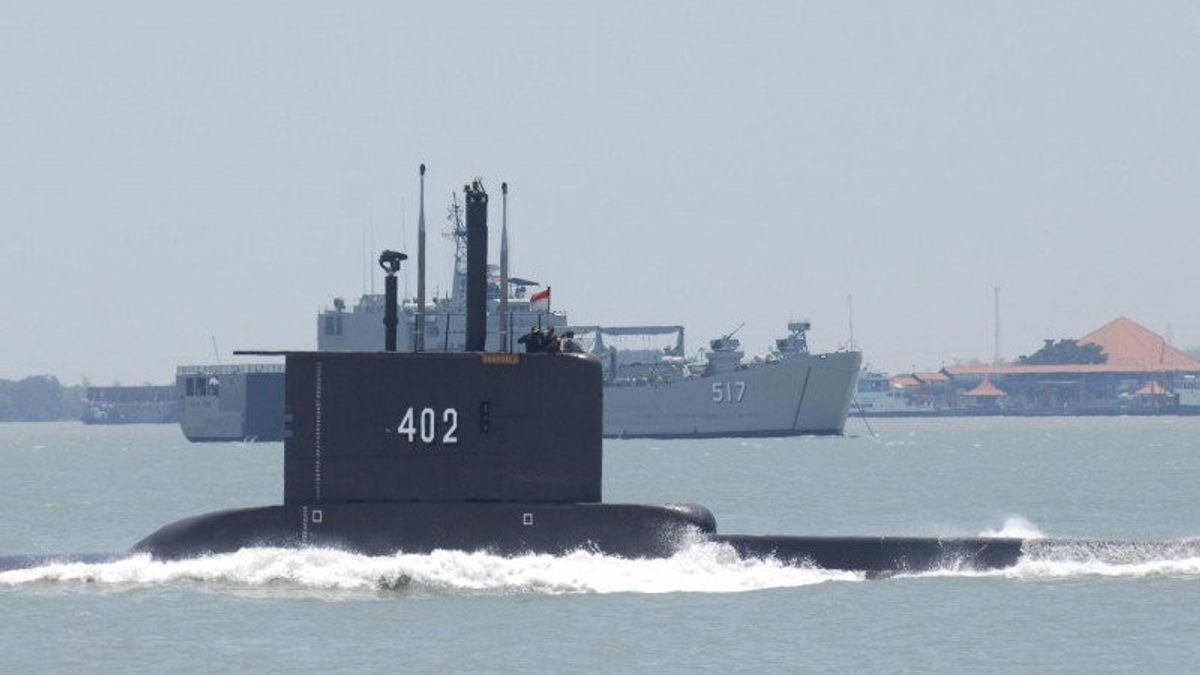 Joint Call To Buy Submarines Forms Public Awareness, But TNI Cannot Accept It