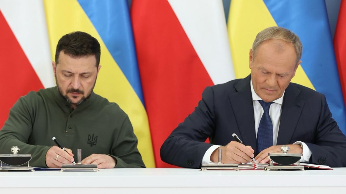 Zelenskyy a juré par l'Ukraine de riposter à la Russie pendant une minute